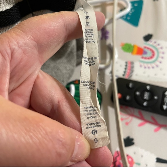 LULULEMON Women’s On The Daily Hoodie French Terry Heathered Gray Jacket Sz 6 - Picture 6 of 6